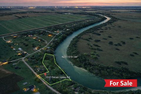 Homes For Sale - 1037 Pecan Valley Dr<br/> Wharton, TX 77488