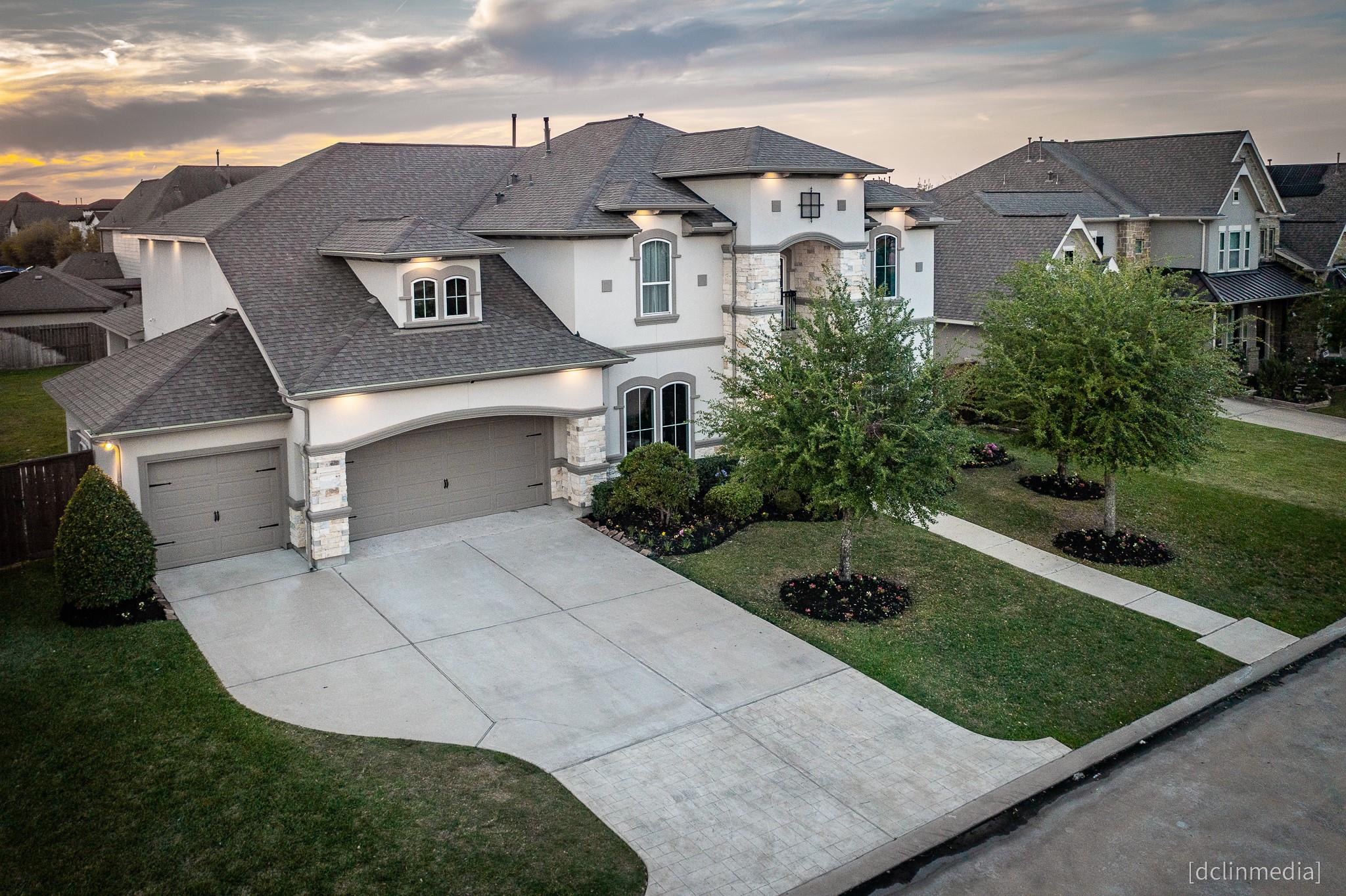 10507 S Sunrise Shores Lane