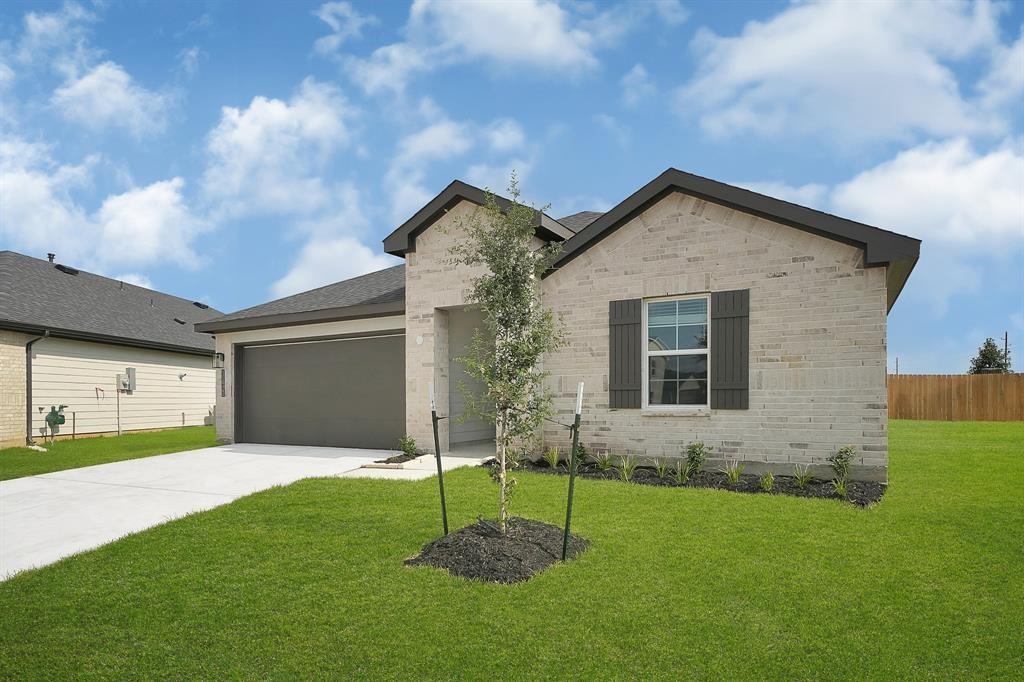 3911 Dodington Ash Drive
