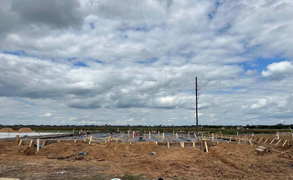 Photo of 2220 Sunflower View Street, Brookshire, TX 77423 (MLS # 87657573)