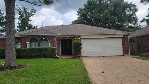 Photo of 3335 Lakeland Gardens Drive, Katy, TX 77449 (MLS # 64119738)