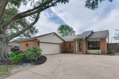 Photo of 22206 N Fork Drive, Katy, TX 77450 (MLS # 51137423)