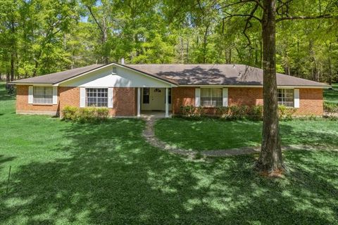 Photo of 10267 Pineridge Drive, Conroe, TX 77303 (MLS # 88982954)