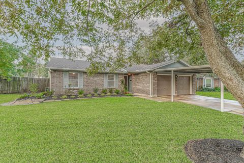 Photo of 3706 Edgefield Drive, Pasadena, TX 77503 (MLS # 90237386)