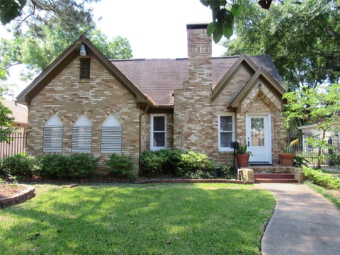 Photo of 2141 Colquitt Street St, Houston, TX 77098 (MLS # 66973929)