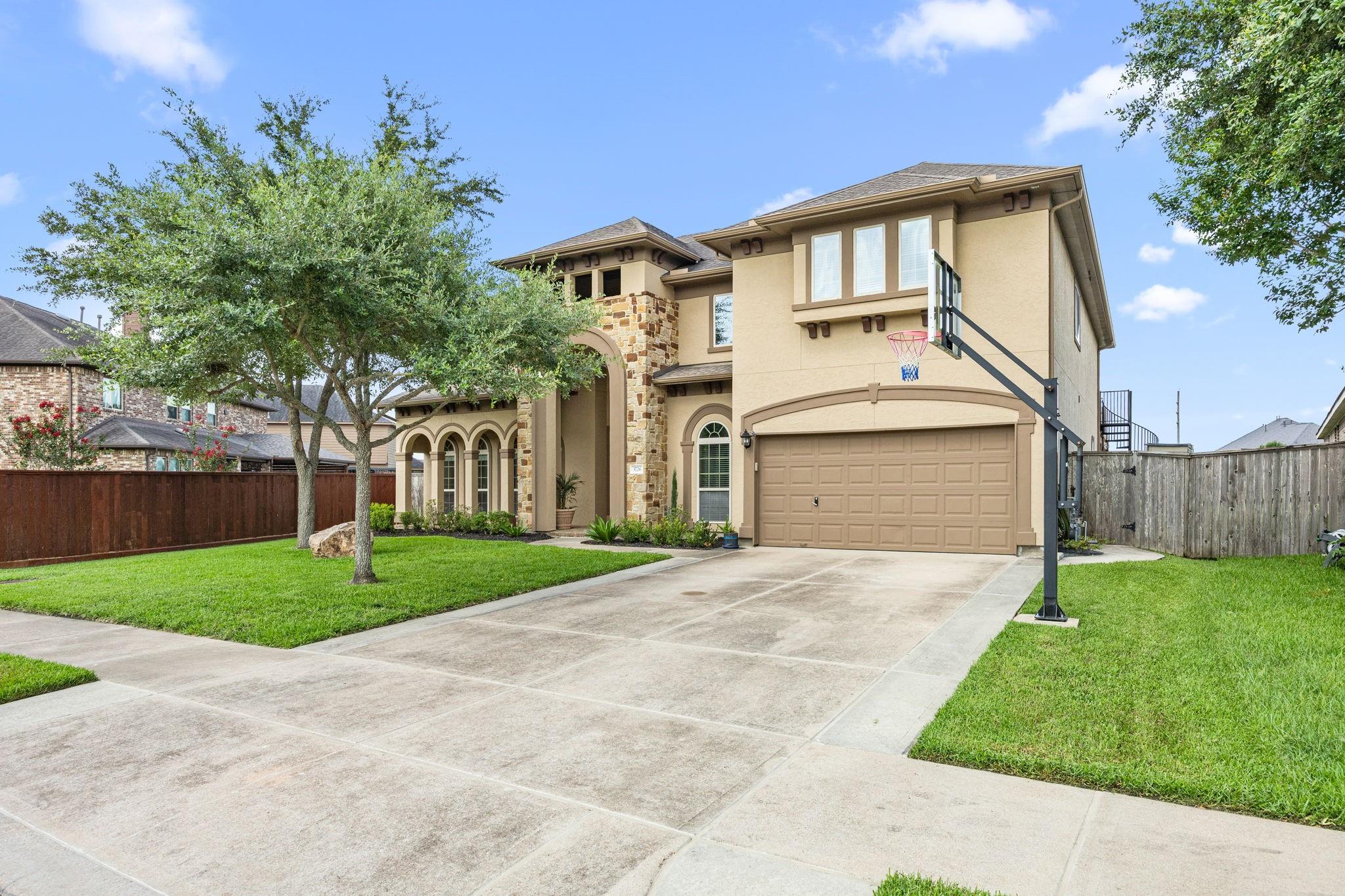 3726 Walker Falls Lane