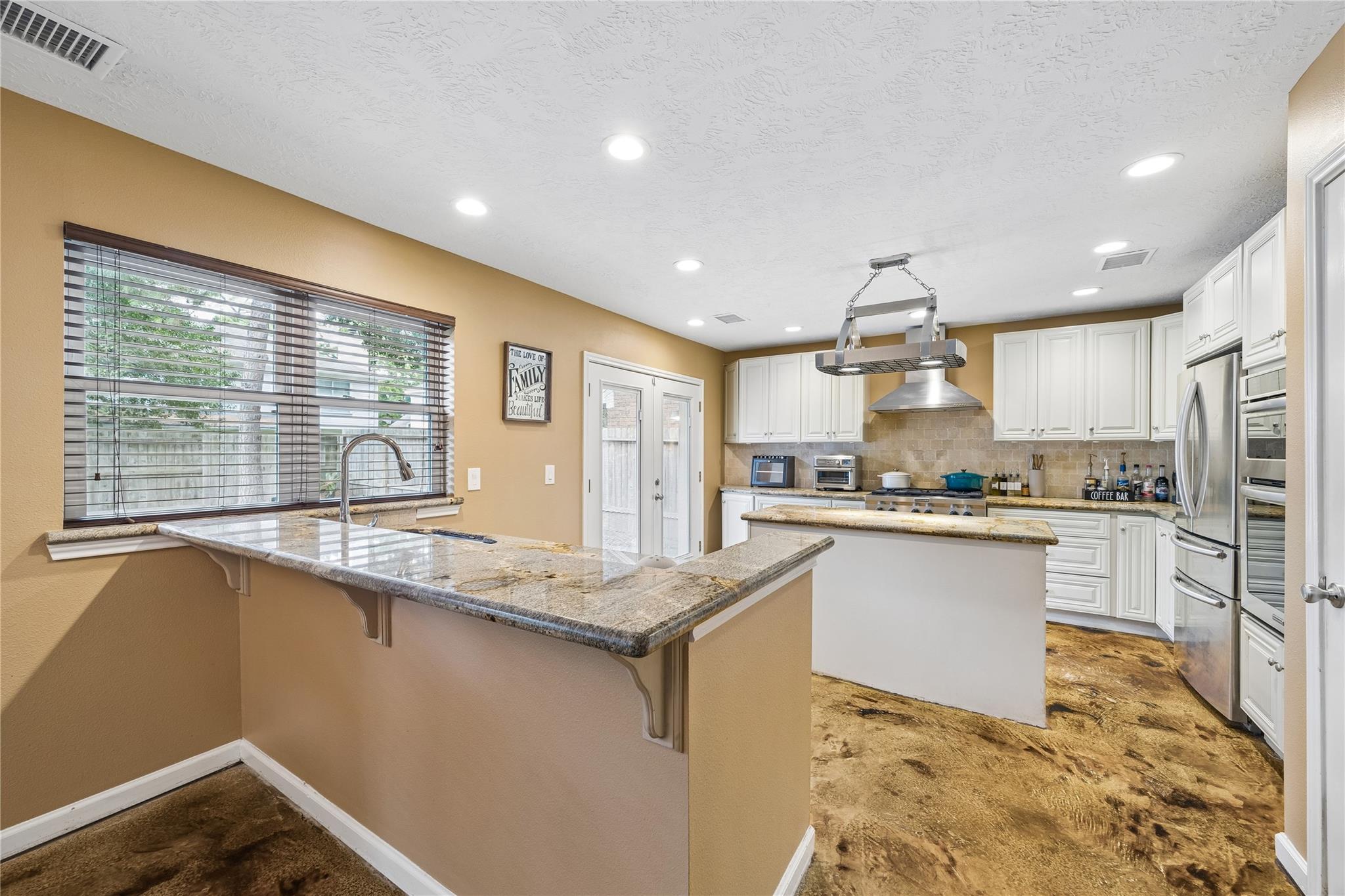 8902 Stoney Bend Drive