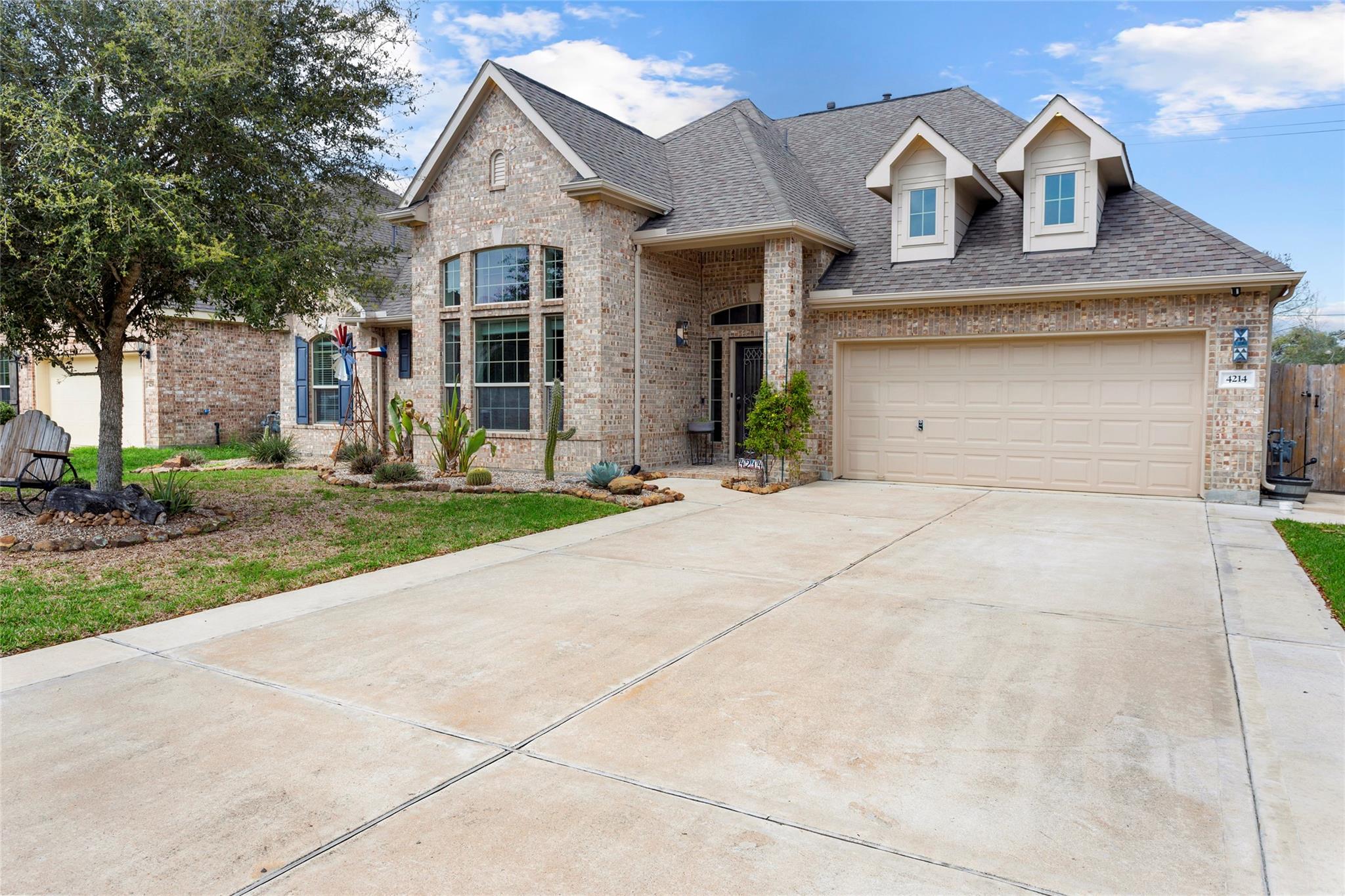 4214 Evergreen Drive