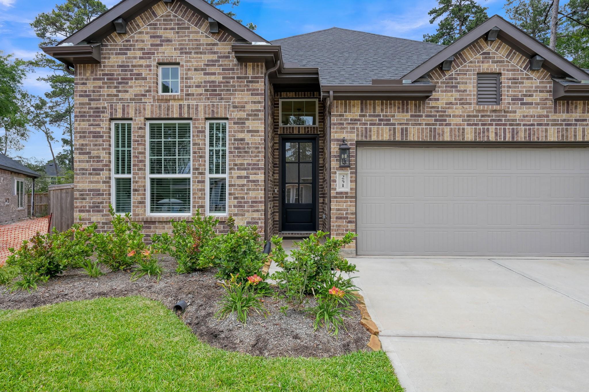 251 Garden Rose Trail