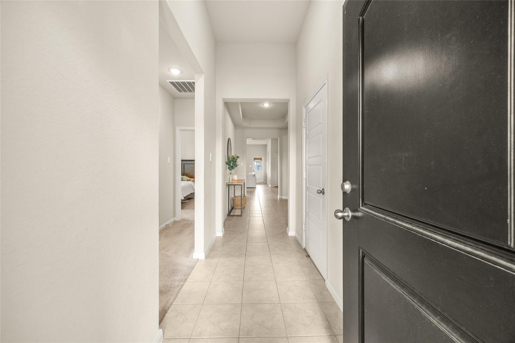 9406 Cimarroncito Lane