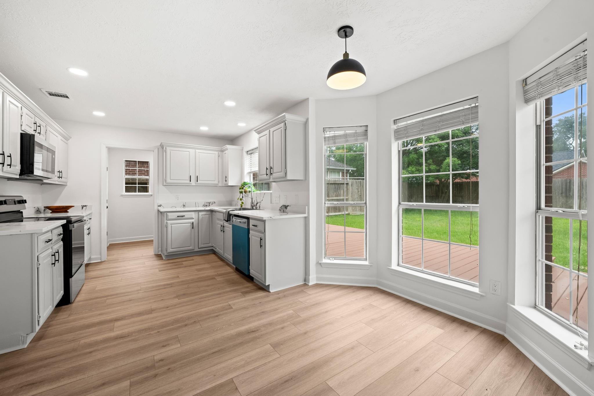 1219 Hollow Ash Lane