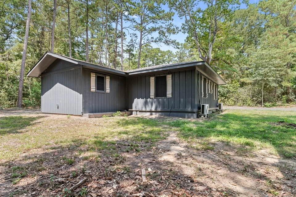 105 Saxon Lane