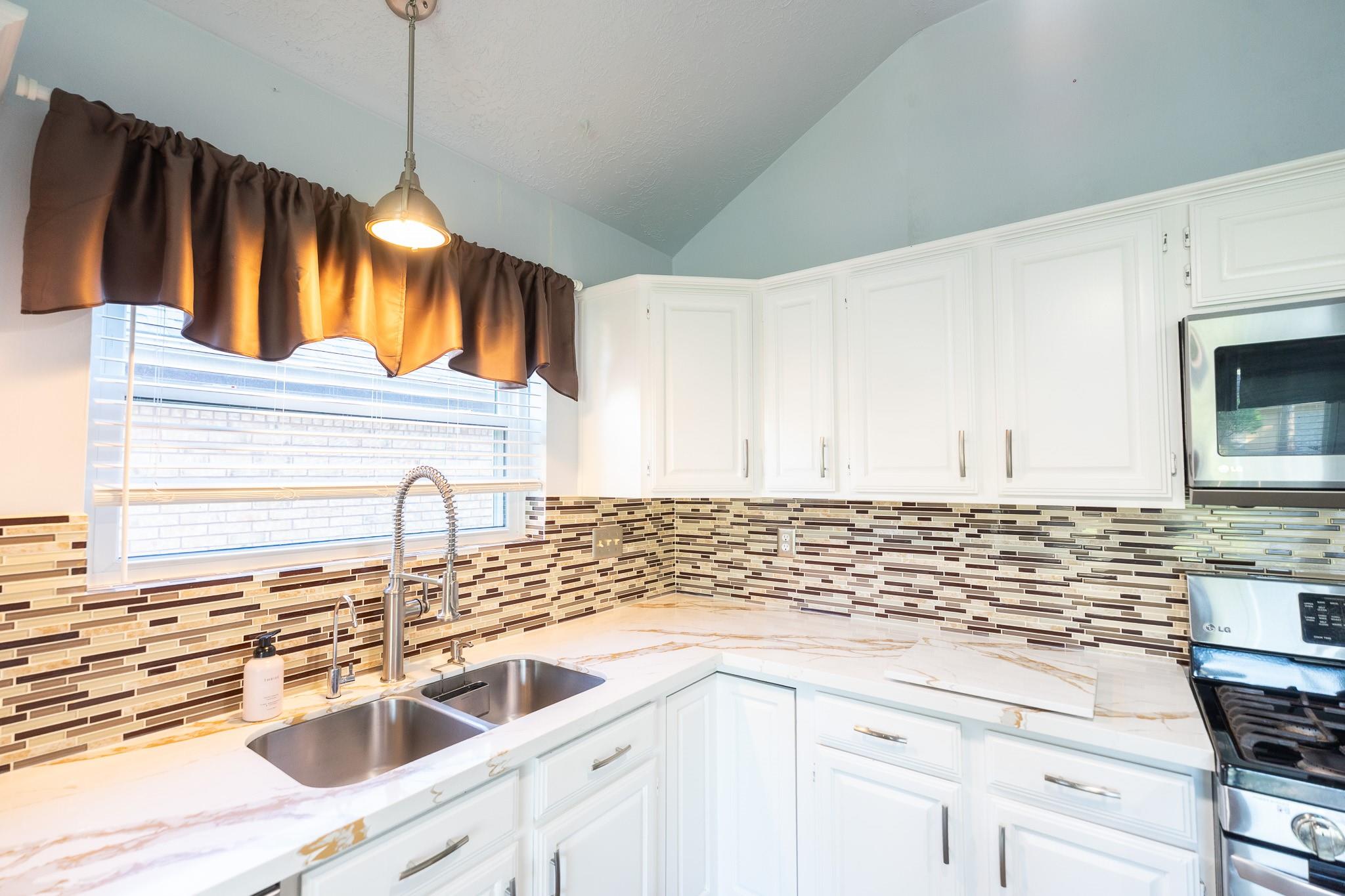 16039 Surrey Woods Drive