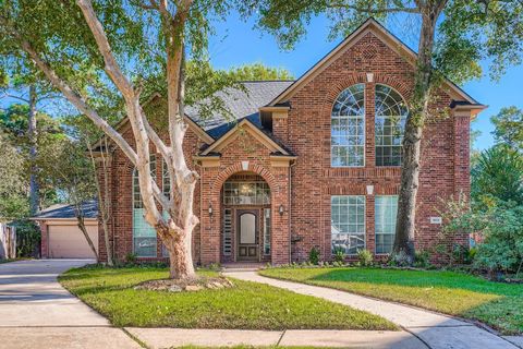 Photo of 16106 Castlegrove Court, Tomball, TX 77377 (MLS # 95297541)