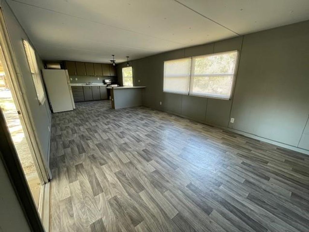 Photo of 307 Prairie Street #B, Highlands, TX 77562 (MLS # 25940323)