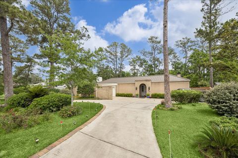 Photo of 246 Gessner Road, Houston, TX 77024 (MLS # 30342894)