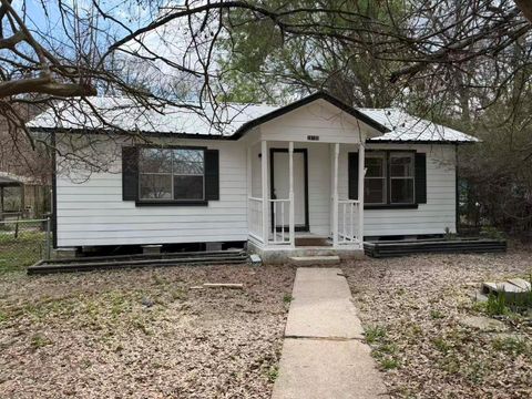 Homes For Sale - 24788 Marks Road<br/> Splendora, TX 77372