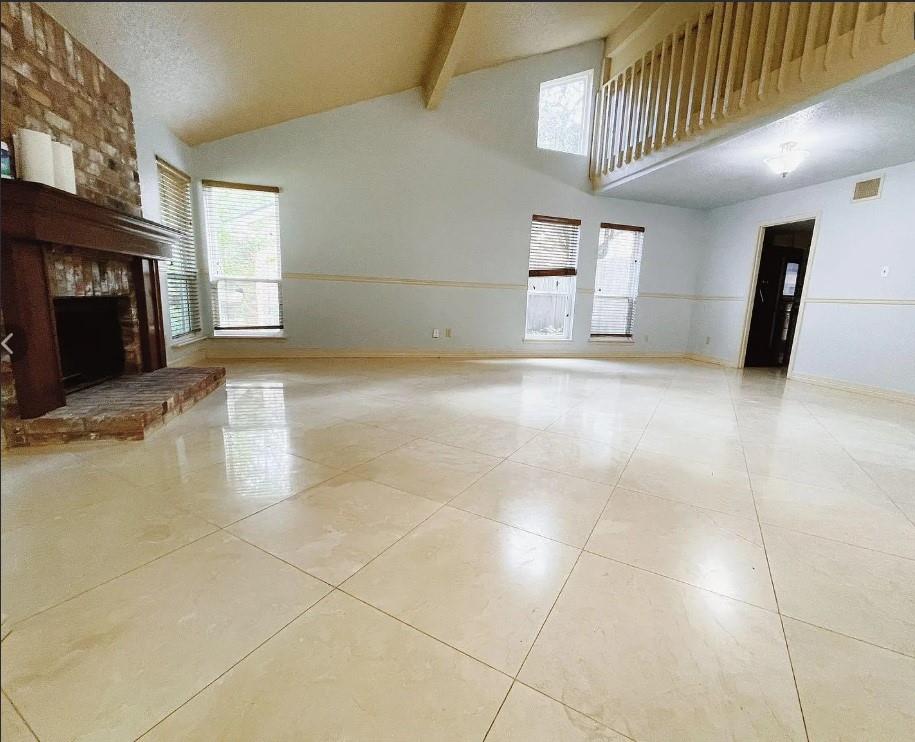 1906 Woodstream Blvd