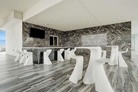 Photo of 4521 San Felipe Street #2601, Houston, TX 77027 (MLS # 78431341)