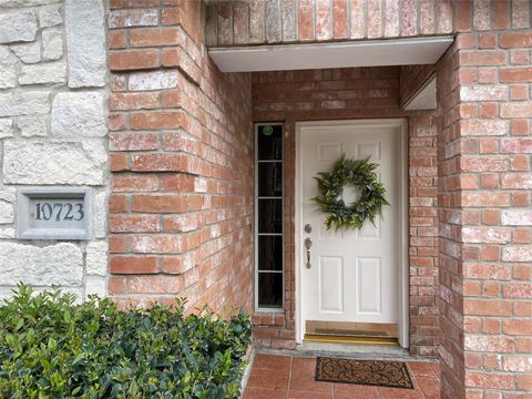 Photo of 10723 Norchester Village Drive, Houston, TX 77070 (MLS # 29745358)