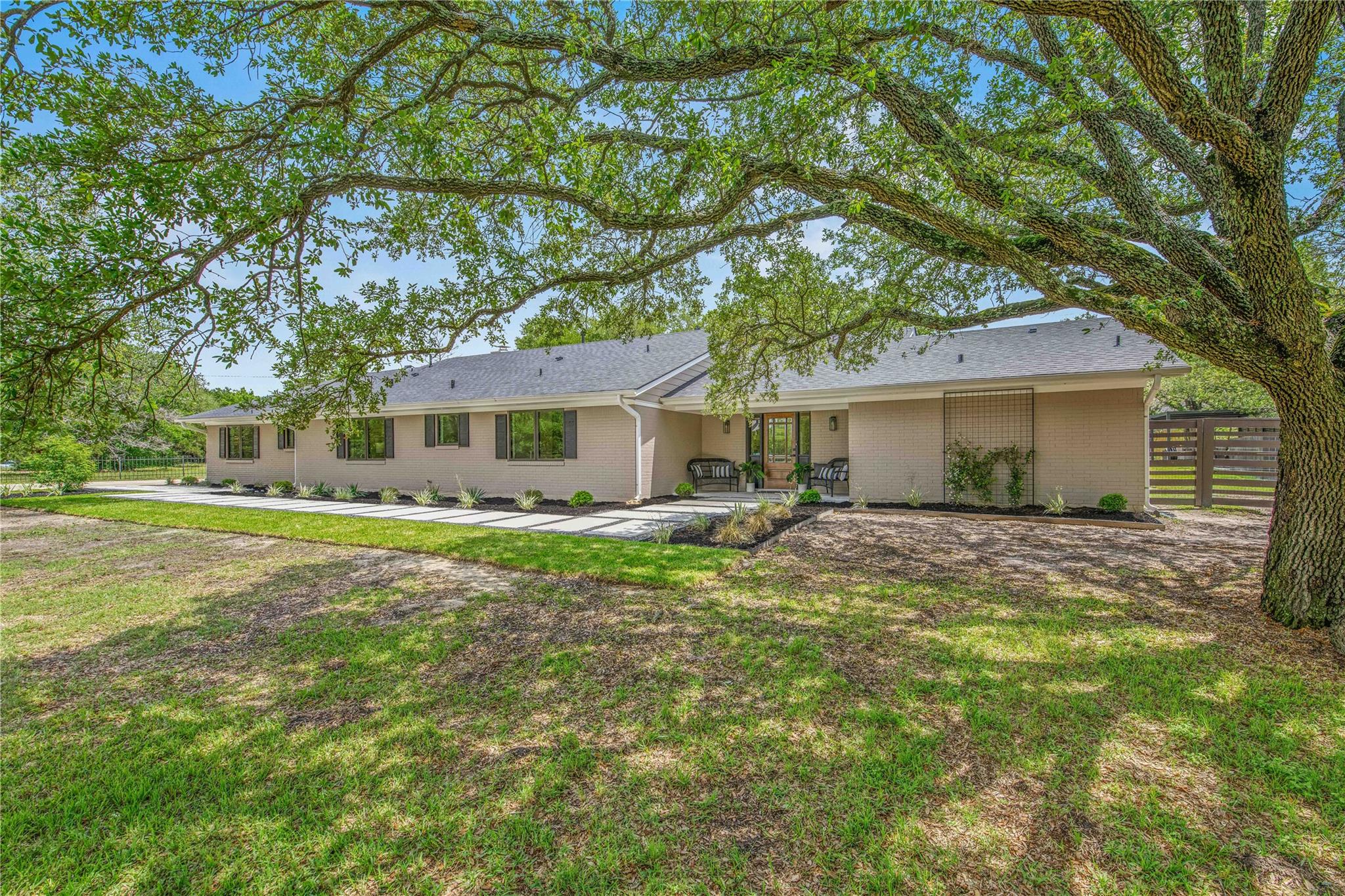 743 S Rosemary Drive