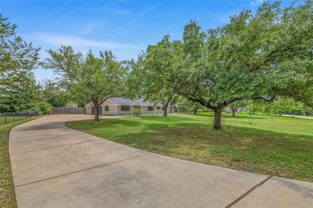 Photo of 743 S Rosemary Drive, Bryan, TX 77802 (MLS # 55615963)