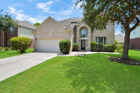 Photo of 8810 Sunforest Lane, Pearland, TX 77584 (MLS # 94255650) Photo of 8810 Sunforest Lane, Pearland, TX 77584 (MLS # 94255650)