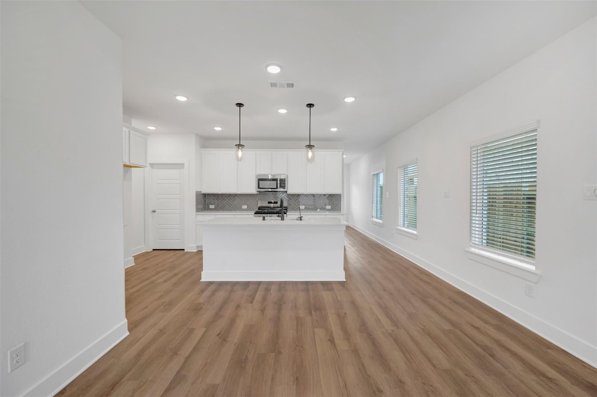 8322 Blue Shell Lane