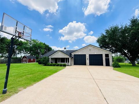 Photo of 8638 Catalina Lane, Houston, TX 77075 (MLS # 17138058)