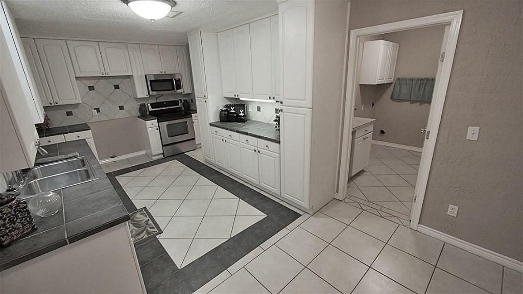 310 Gentilly Drive