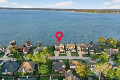 Photo of 18922 Vantage View Lane, Houston, TX 77346 (MLS # 70134267)