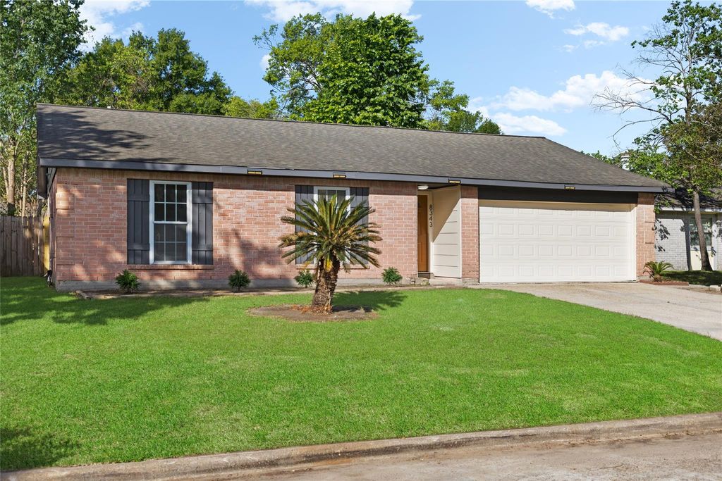 Photo of 8343 Carriage Creek Drive, Houston, TX 77064 (MLS # 11960442)