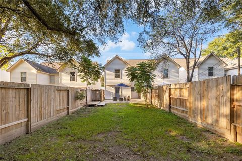 Photo of 207 Foster Street, Tomball, TX 77375 (MLS # 89979380)