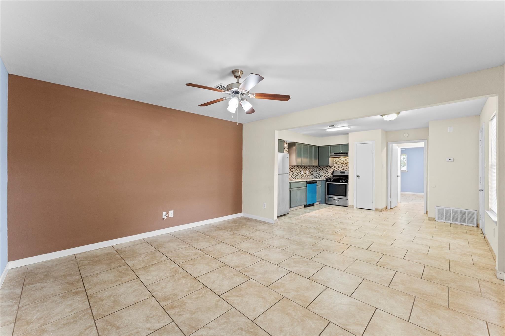 5035 Reno Drive