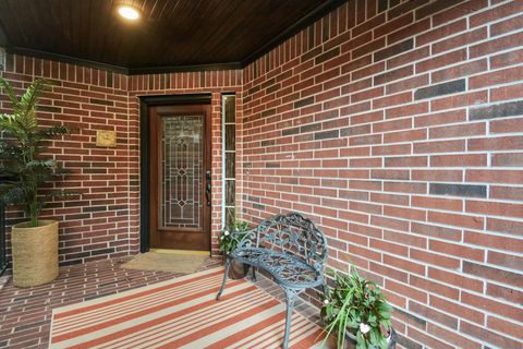 Photo of 12906 Kingsbridge Lane, Houston, TX 77077 (MLS # 38473816)