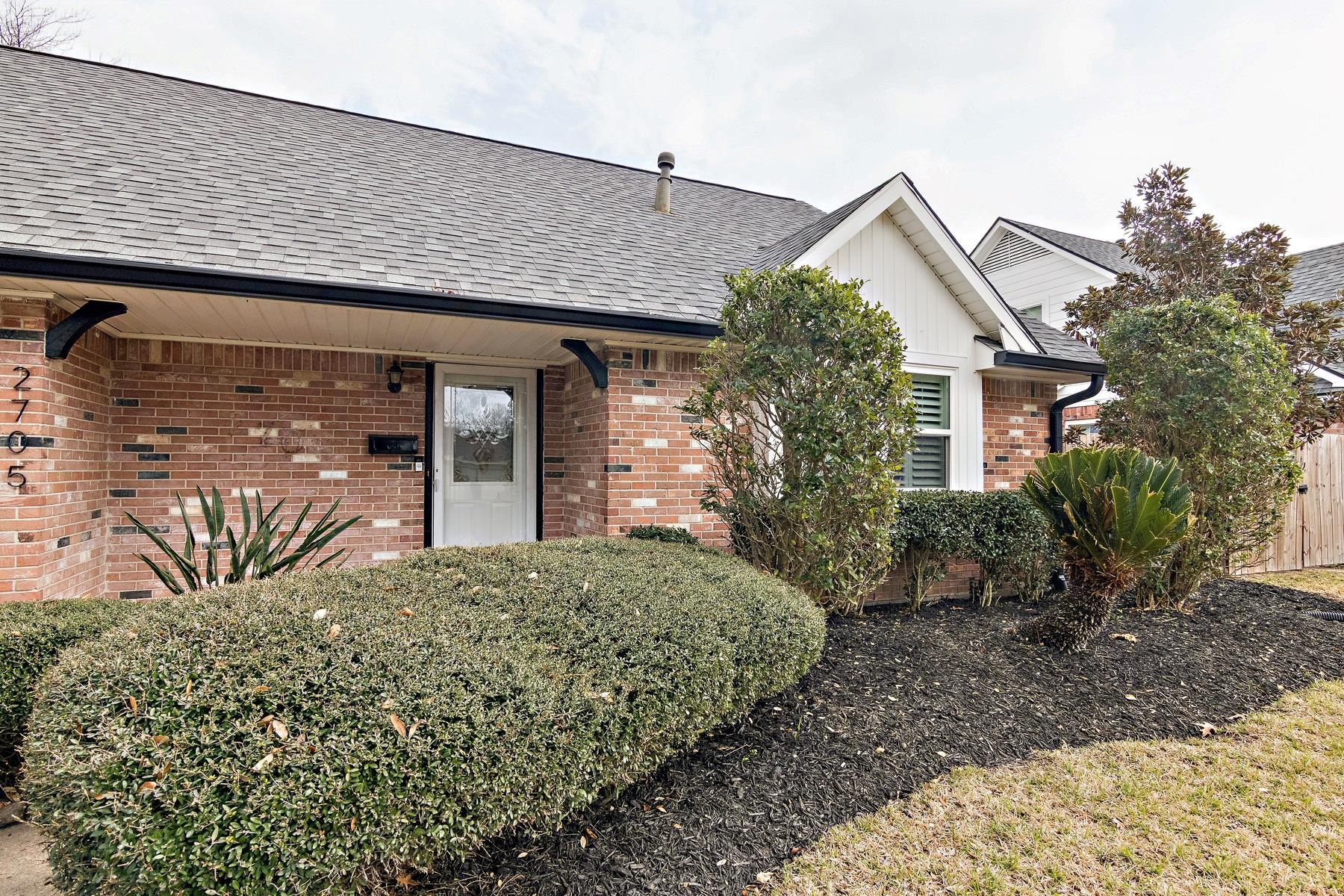 2705 Huckleberry Lane