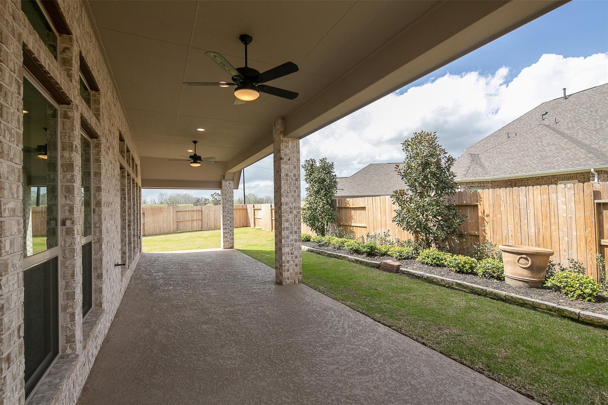 8703 Azalea Crossing Ct