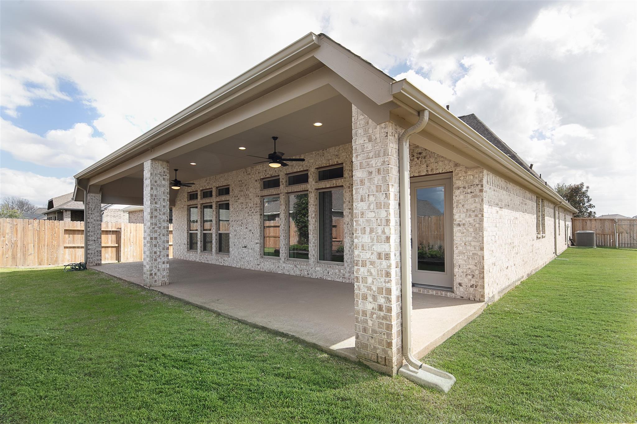 8703 Azalea Crossing Ct