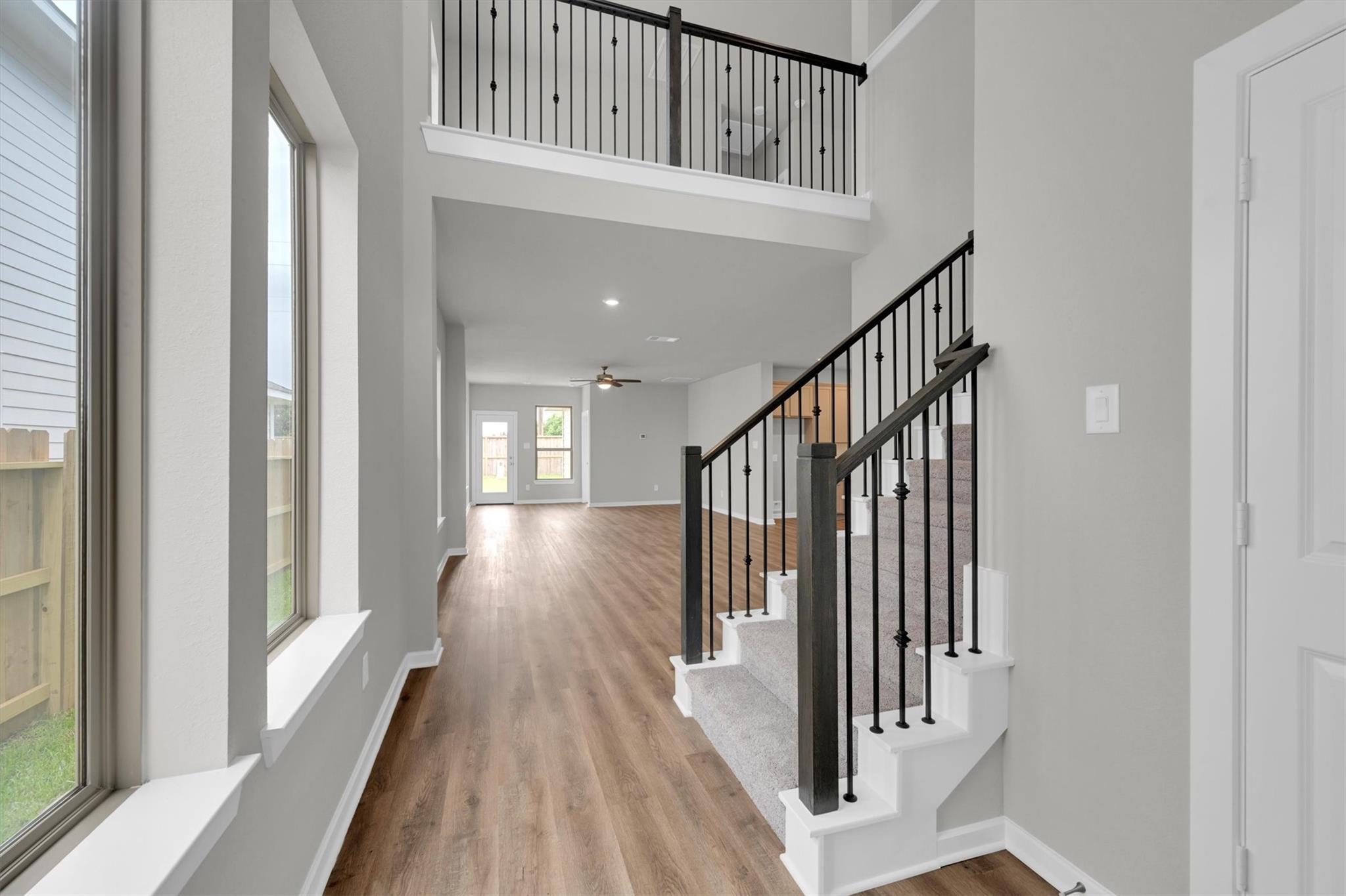 305 Stone Placa Trail