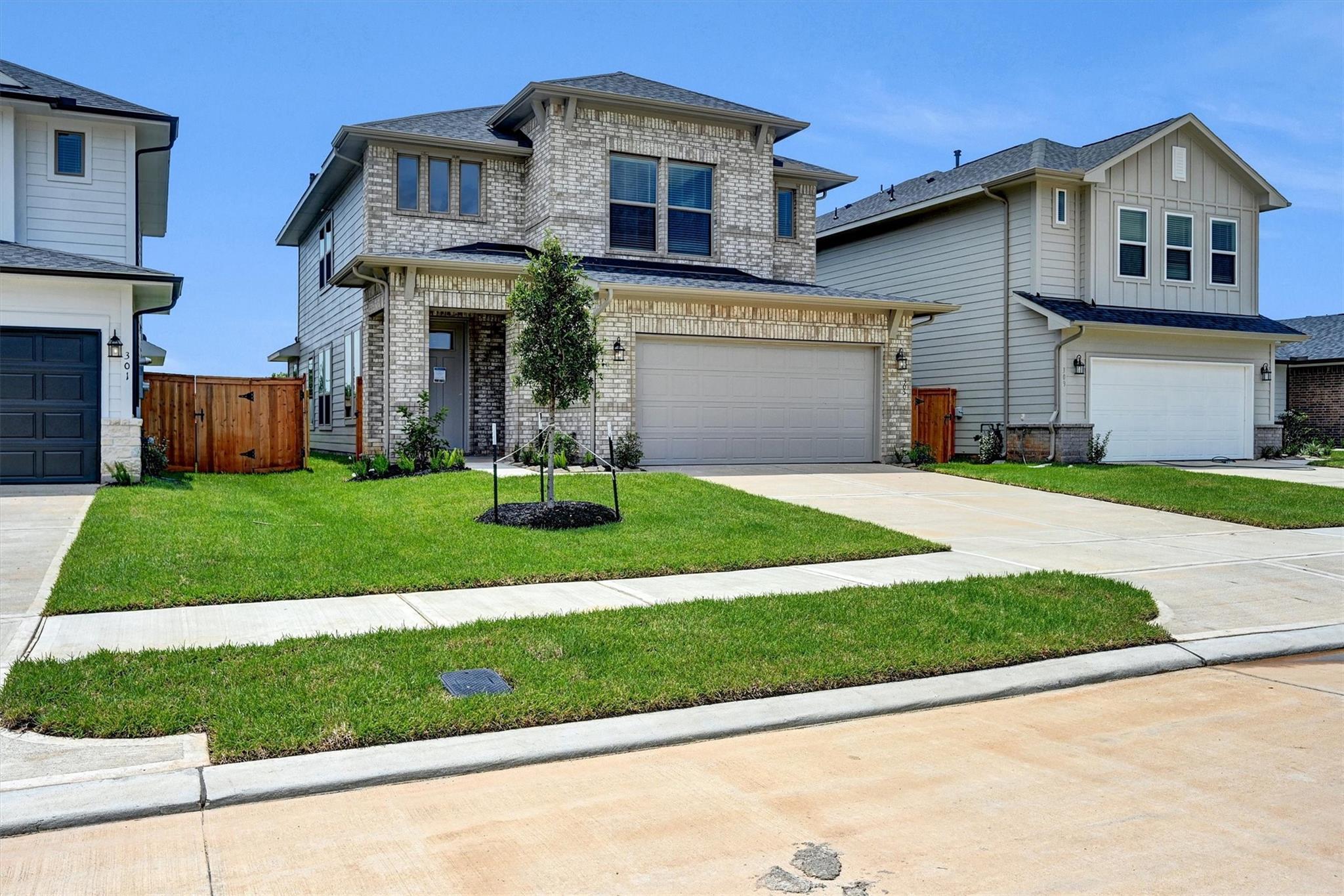 305 Stone Placa Trail