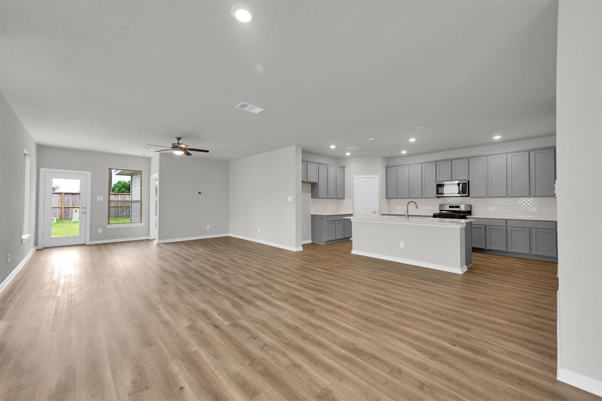 305 Stone Placa Trail