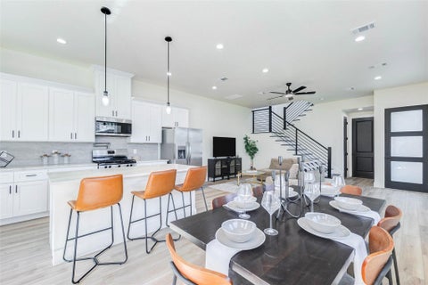 Photo of 7115 England Street St #B, Houston, TX 77021 (MLS # 64905246)