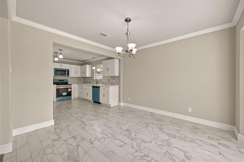 Tiny photo for 1102 Belaya Lane, Houston, TX 77090 (MLS # 97689761)