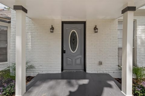 Tiny photo for 1102 Belaya Lane, Houston, TX 77090 (MLS # 97689761)