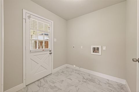 Tiny photo for 1102 Belaya Lane, Houston, TX 77090 (MLS # 97689761)