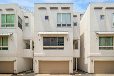 Photo of 1827 Ennis Street, Houston, TX 77003 (MLS # 18887936)