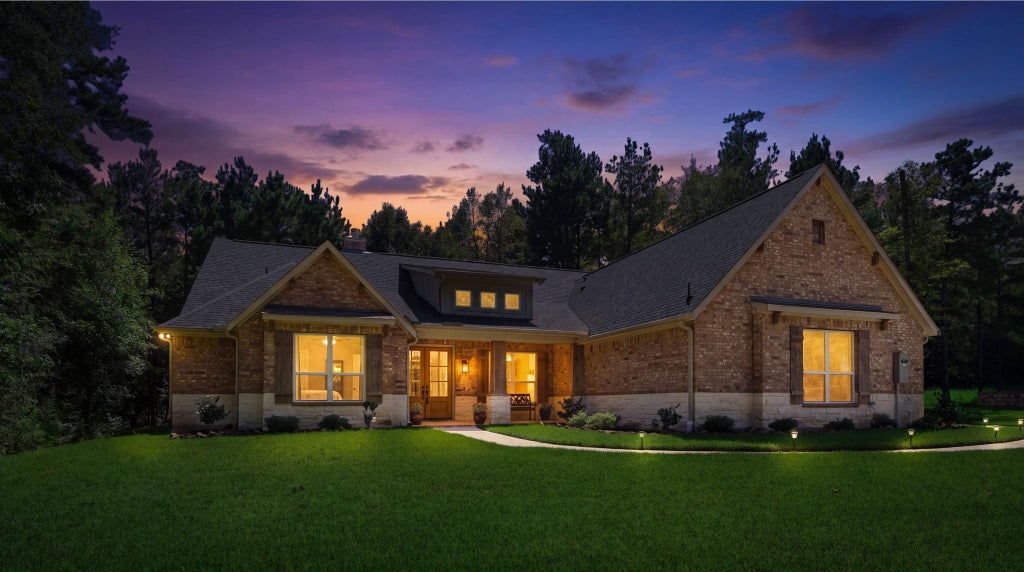 Photo of 244 Grand View, Huntsville, TX 77340 (MLS # 65547767)