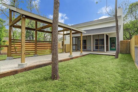 Photo of 6712 Cohn Street, Houston, TX 77091 (MLS # 87652769)