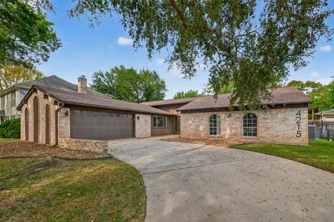 Photo of 4215 Long Grove Drive, Seabrook, TX 77586 (MLS # 97928536)