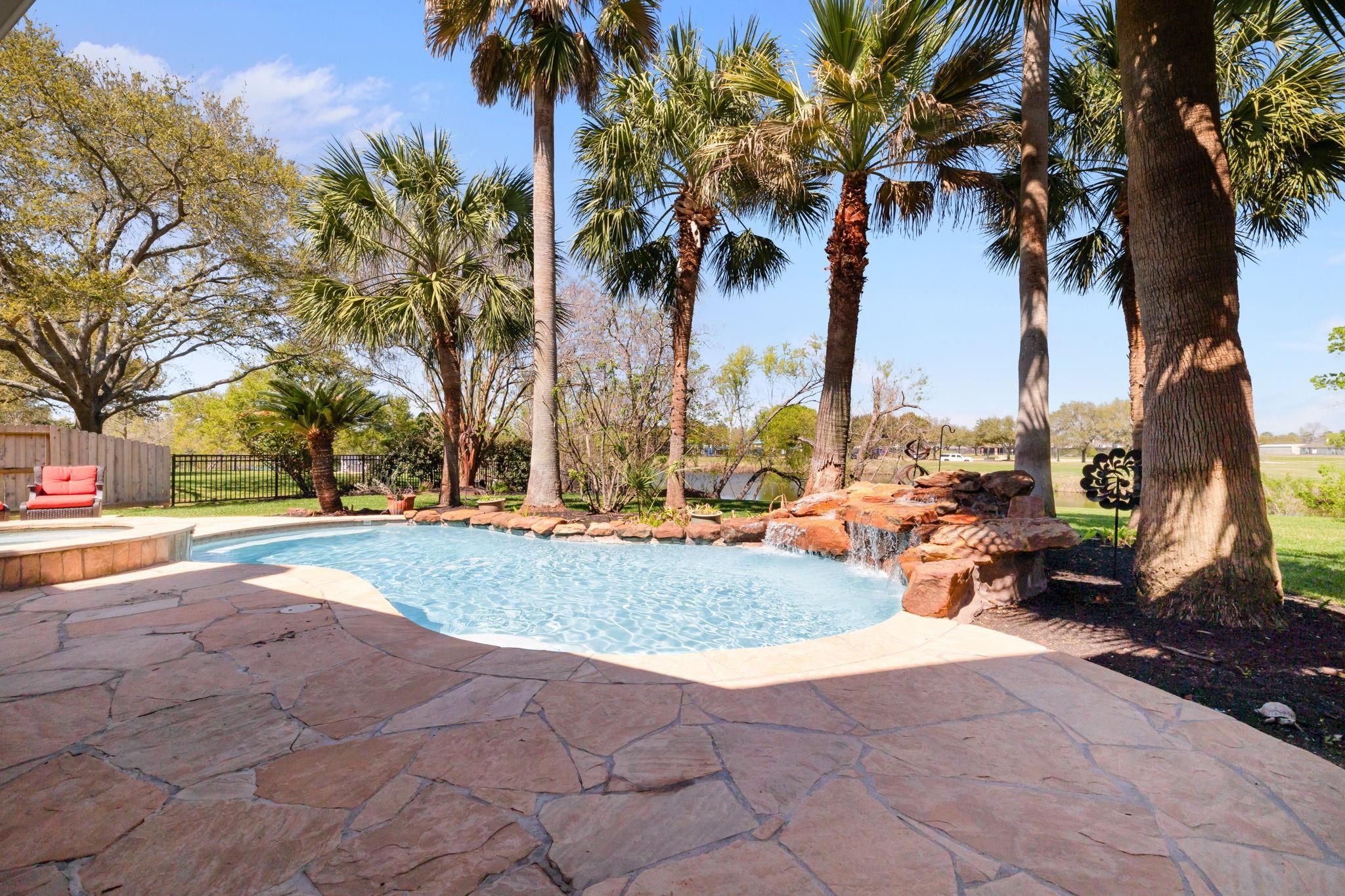 2823 Irvington Drive